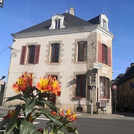 Grande Maison De Ville Entre Terre Et Mer Malestroit Exteriér fotografie
